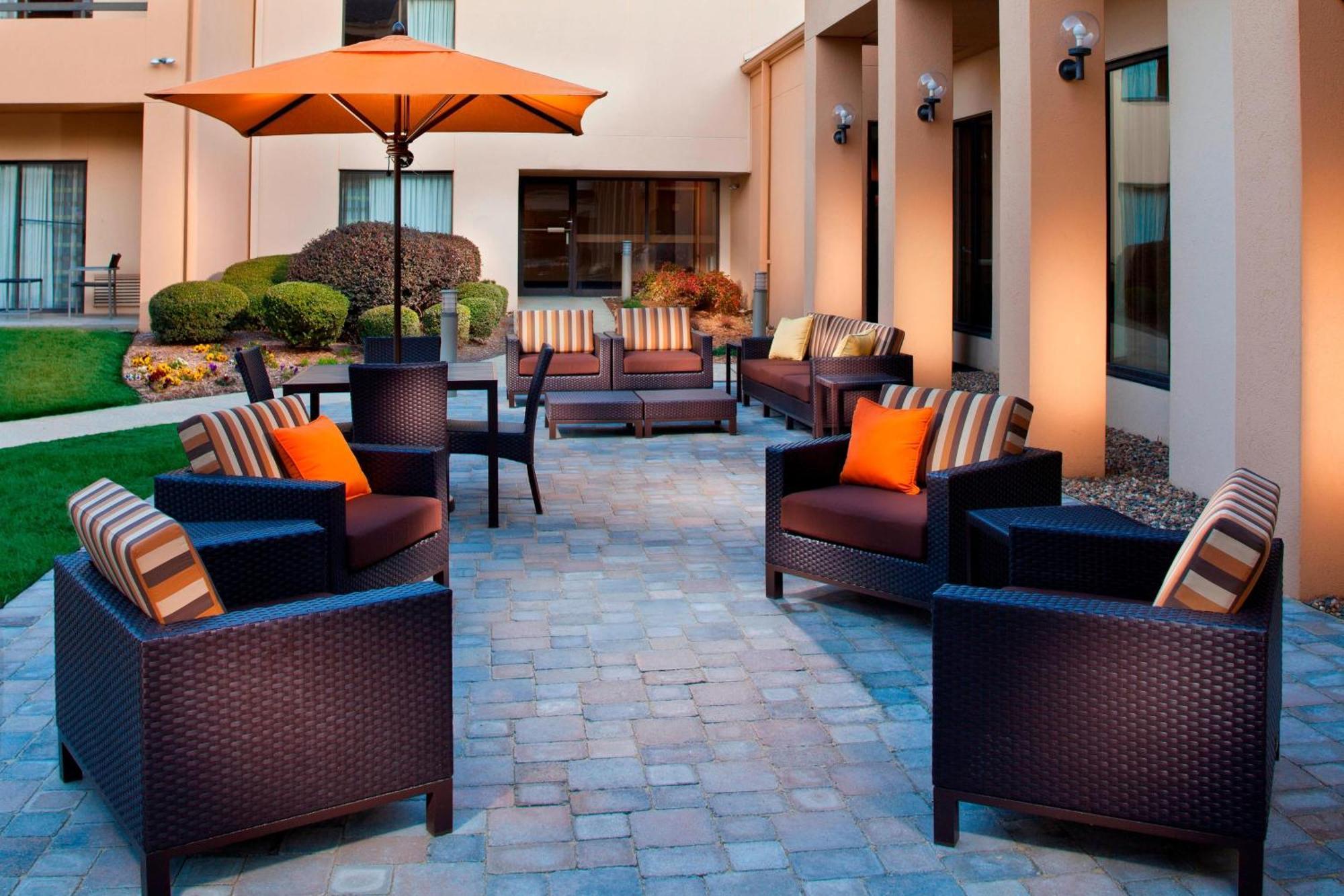 Courtyard By Marriott Little Rock West Hotel Buitenkant foto