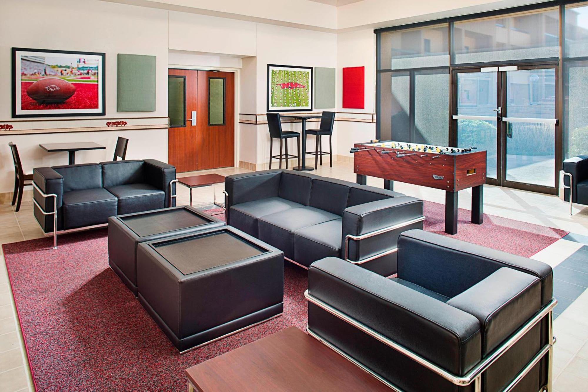 Courtyard By Marriott Little Rock West Hotel Buitenkant foto